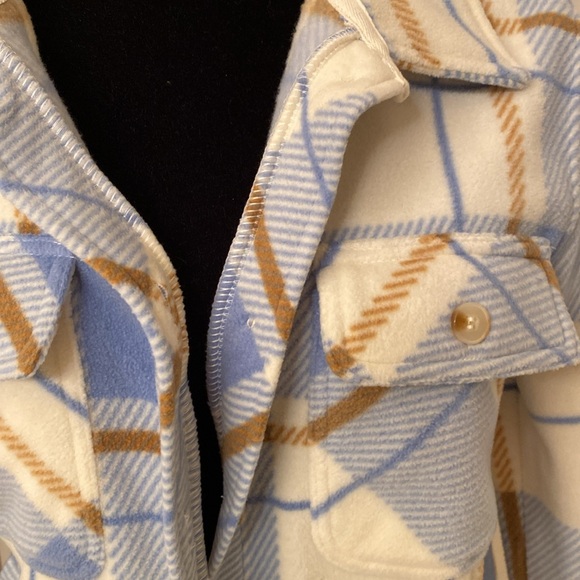 XS shirt - Picture 2 of 7